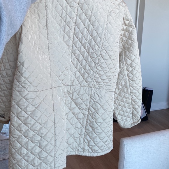 Land’s End Quilted Jacket - Picture 3 of 4